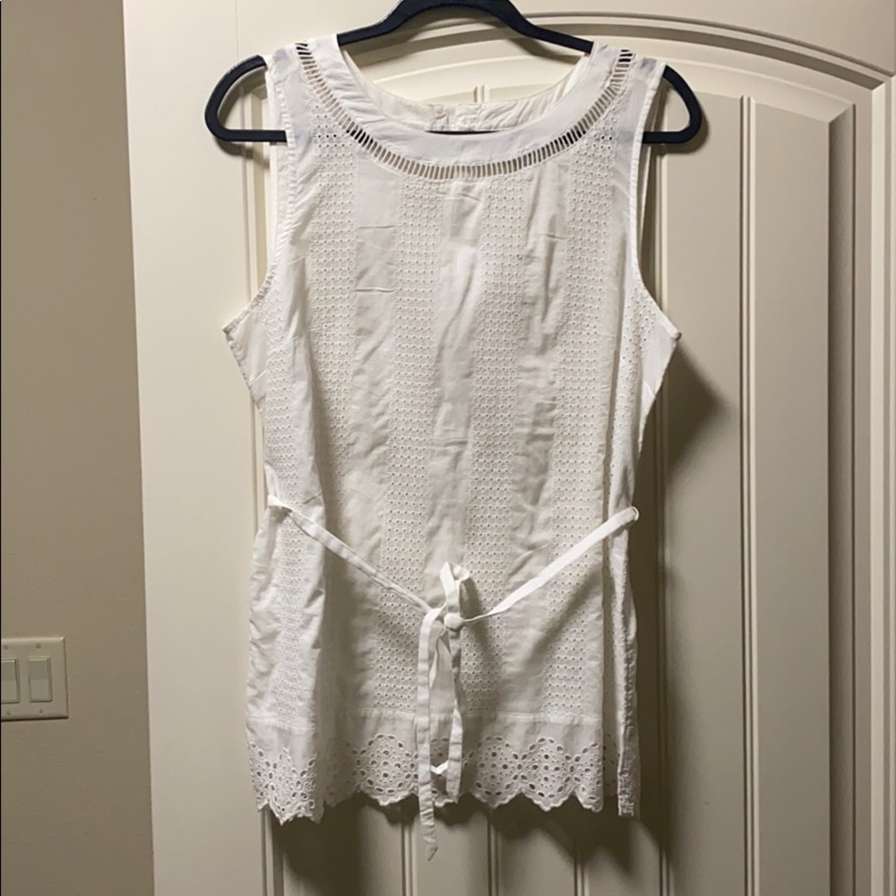 GAP white Top